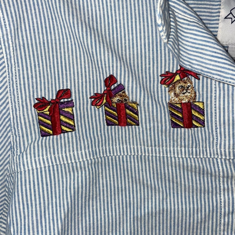 Vintage Solutions Blue Striped Shirt with Embroidered Kiittens in Box’s Small 🐈🎁 - Picture 4 of 5